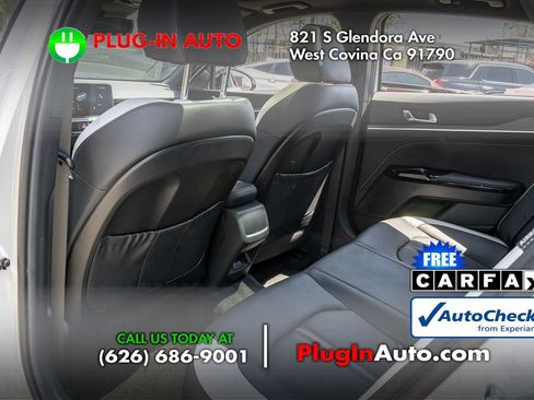Used 2025 Kia K5 GT-Line w/ GT-Line Premium Package image 10