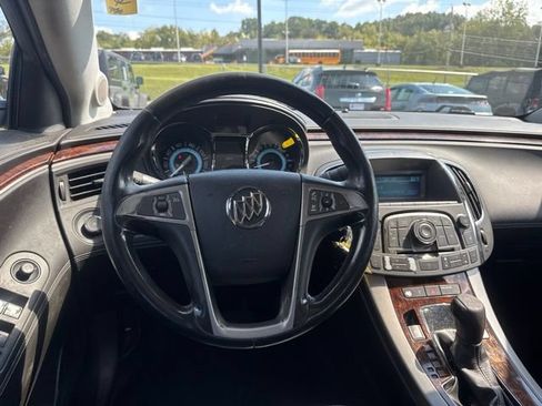Used 2010 Buick LaCrosse CXL FWD image 14