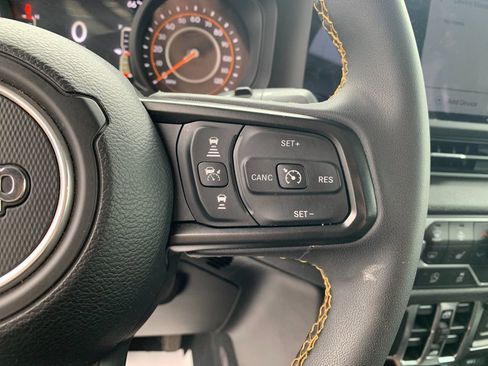 Used 2024 Jeep Wrangler Sport S image 29