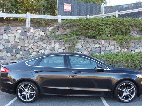 Used 2014 Ford Fusion Titanium image 5