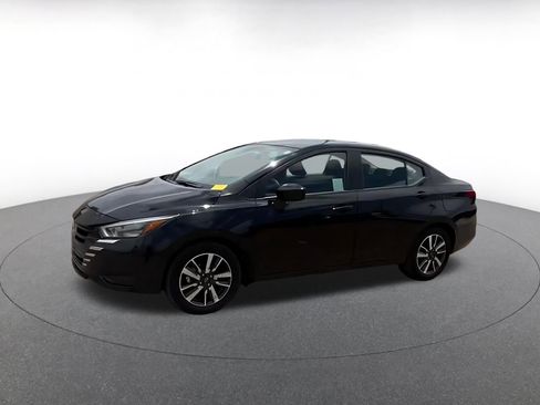 Used 2025 Nissan Versa SV FWD image 8