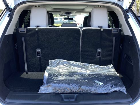 Certified 2026 INFINITI QX60 Pure w/ Cargo Package FWD image 11