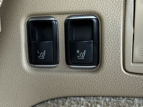 Used 2015 Mercedes-Benz GL 450 4MATIC image 9