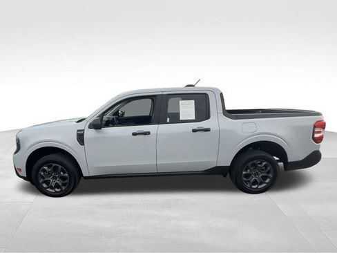 Used 2025 Ford Maverick XLT w/ Equipment Group 302A AWD/4WD image 2