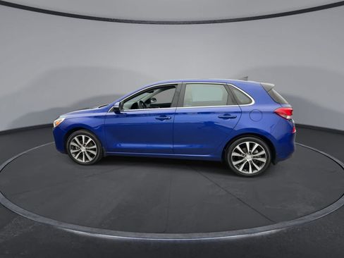 Used 2020 Hyundai Elantra GT w/ Style Package 02 FWD image 5