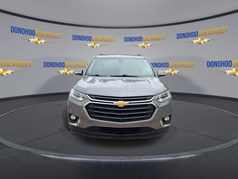 Used 2020 Chevrolet Traverse LT w/ LT Premium Package AWD/4WD image 6