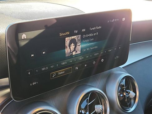 Used 2021 Mercedes-Benz GLC 300 GLC 300 image 18