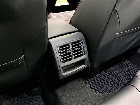 New 2026 Volkswagen GTI SE image 16