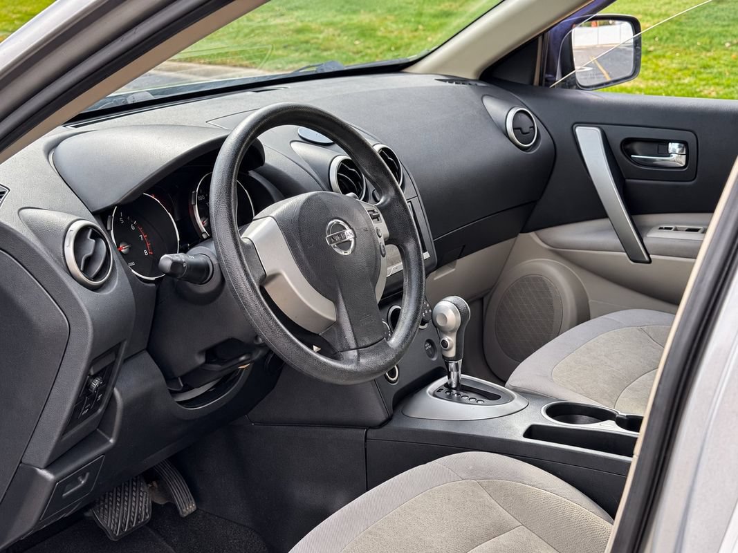 Used 2010 Nissan Rogue S w/ 360 Degree Value Pkg AWD/4WD image 12