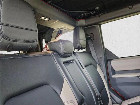 Used 2023 Ford Bronco Wildtrak image 20