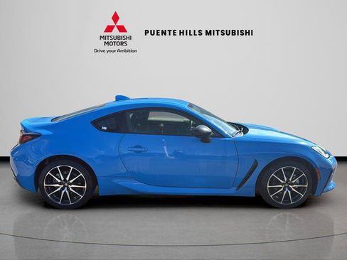 Used 2023 Toyota GR86 image 4