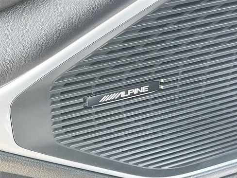 Certified 2023 Jeep Wagoneer 4WD w/ Premium Group I image 19