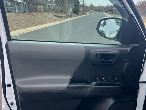 Used 2023 Toyota Tacoma SR5 image 9