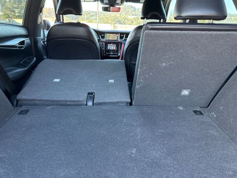 Used 2024 INFINITI QX50 Sport image 34