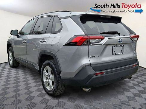 Certified 2021 Toyota RAV4 LE image 4