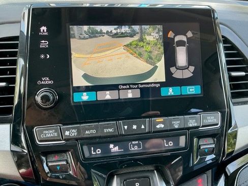 Certified 2022 Honda Odyssey Touring image 42