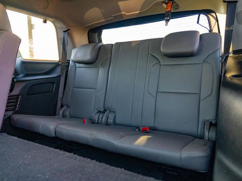 Used 2019 Chevrolet Tahoe LT image 24