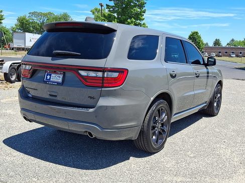 Used 2022 Dodge Durango R/T w/ Blacktop Package AWD/4WD image 11