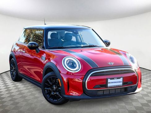 Used 2023 MINI Cooper 2-Door Hardtop image 1