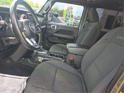 Used 2021 Jeep Wrangler Unlimited Sahara AWD/4WD image 4