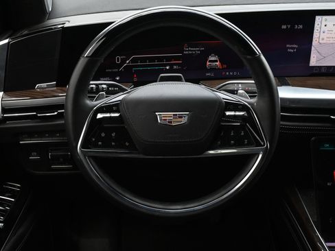 Certified 2025 Cadillac Escalade Sport Platinum w/ LPO, Floor Liner Package AWD/4WD image 10