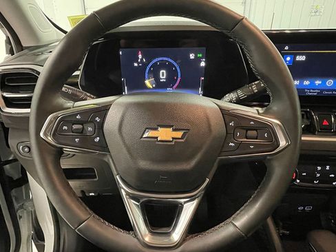 Used 2025 Chevrolet TrailBlazer LT w/ LT Cold Weather Package image 32