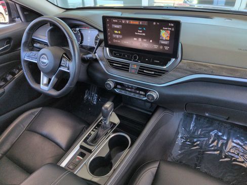 Used 2024 Nissan Altima 2.5 SL AWD/4WD image 36
