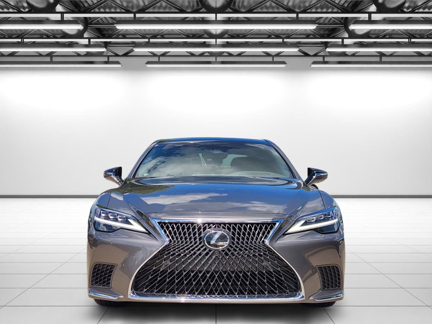 Used 2023 Lexus LS 500 w/ Interior Upgrade Package RWD image 4