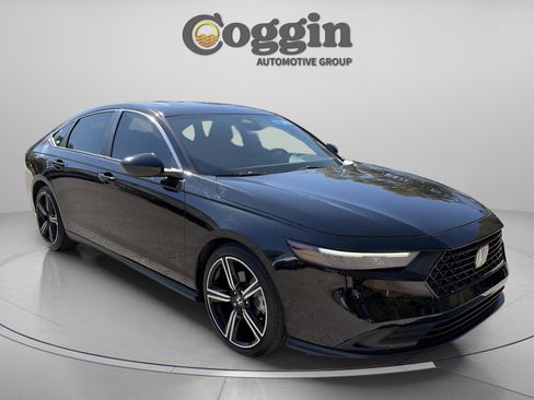 Certified 2023 Honda Accord Sport image 9