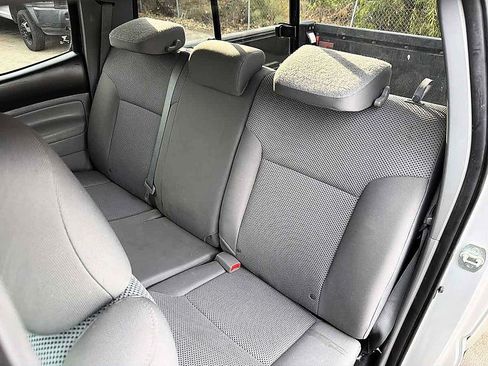 Used 2013 Toyota Tacoma PreRunner w/ TRD Off-Road Pkg RWD image 11