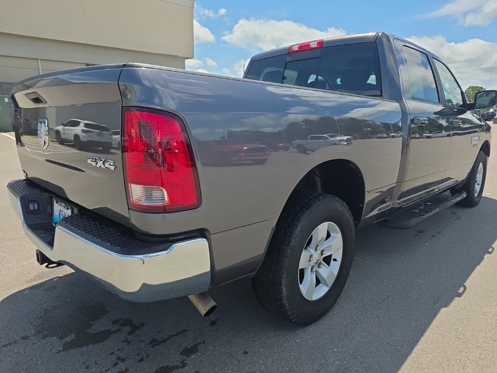 Used 2020 RAM 1500 Classic SLT AWD/4WD image 5