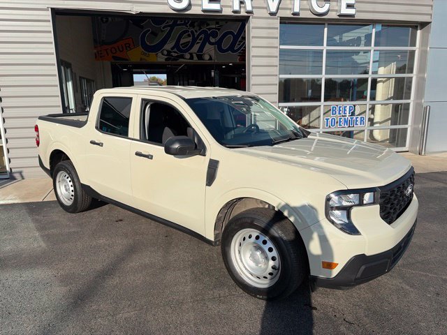 Used 2025 Ford Maverick XL w/ Equipment Group 101A AWD/4WD image 4