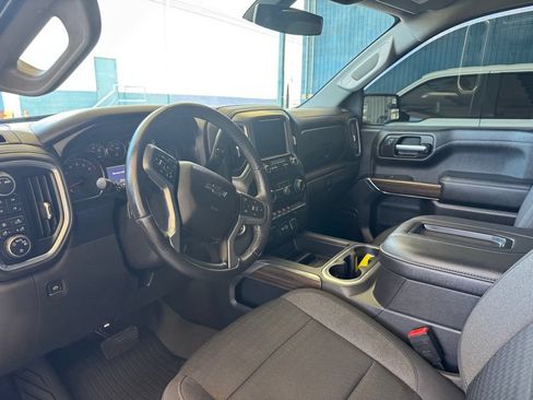 Used 2021 Chevrolet Silverado 1500 LT Trail Boss AWD/4WD image 5