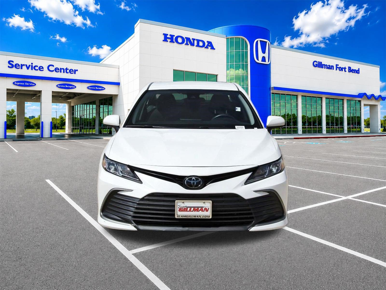 Used 2023 Toyota Camry LE FWD image 2