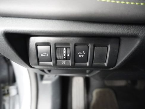 Certified 2025 Subaru Outback Onyx Edition AWD/4WD image 26