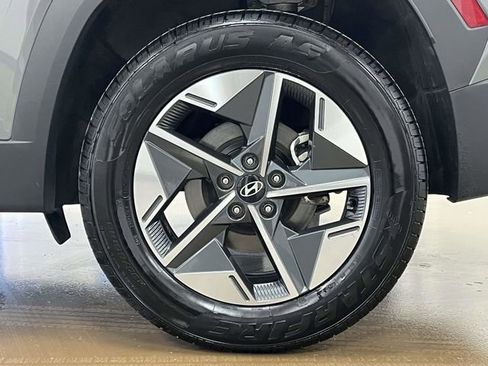 Used 2025 Hyundai Tucson SEL AWD/4WD image 13