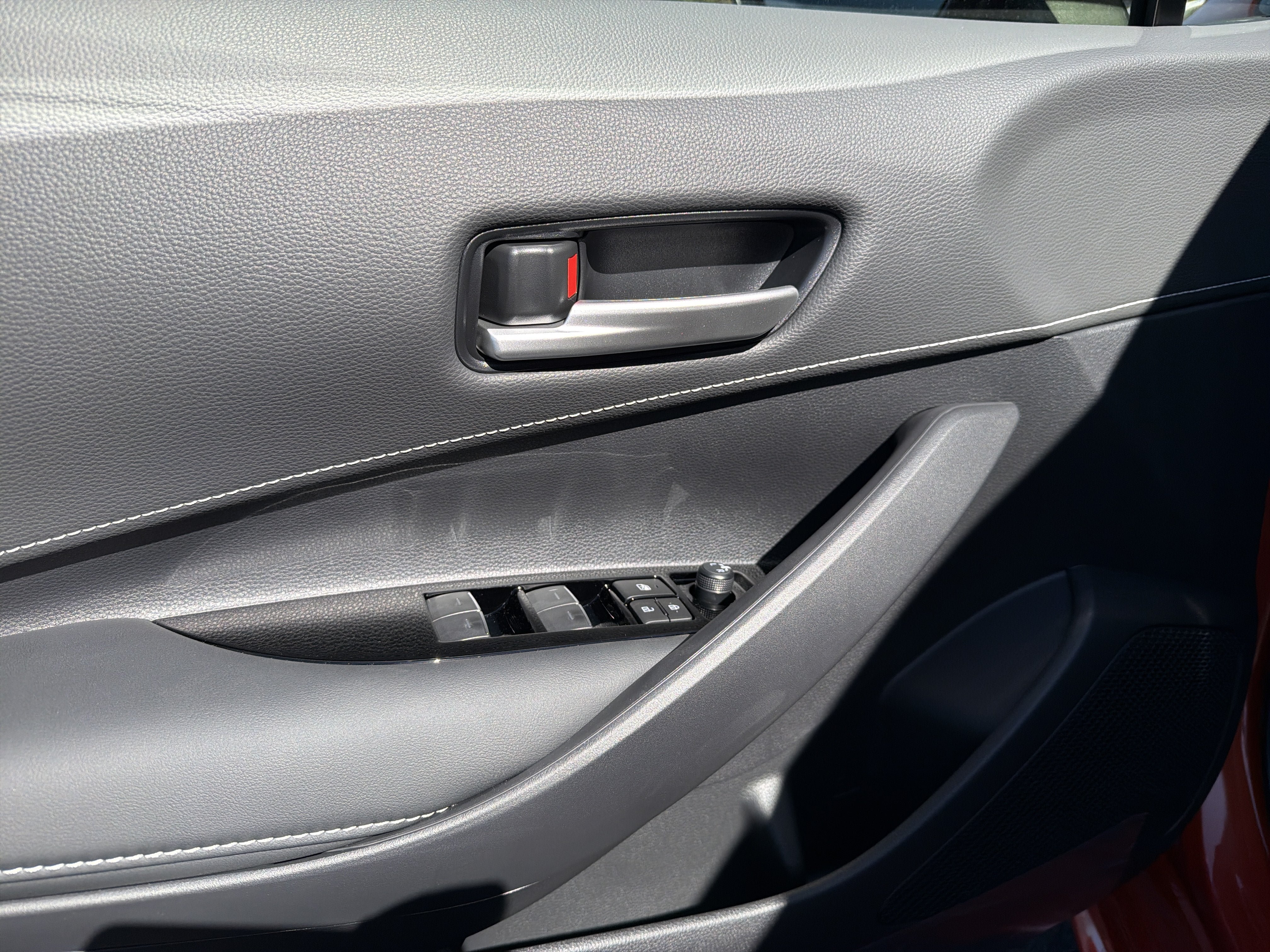 New 2027 Toyota Corolla SE FWD image 8
