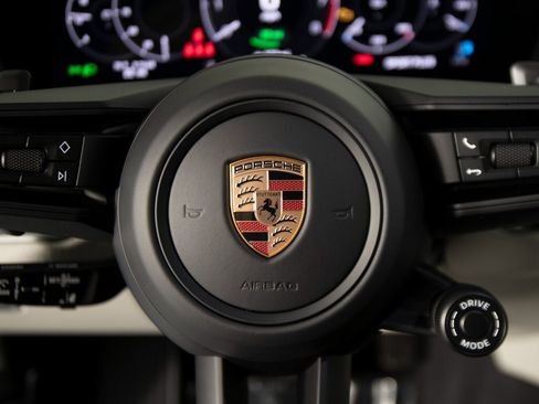 New 2026 Porsche Cayenne E-Hybrid image 23