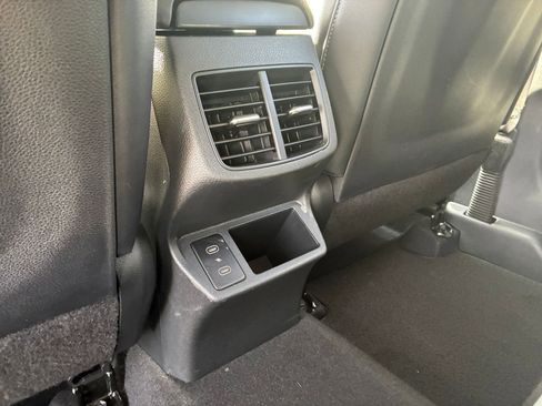 Used 2025 Kia Seltos S FWD image 24
