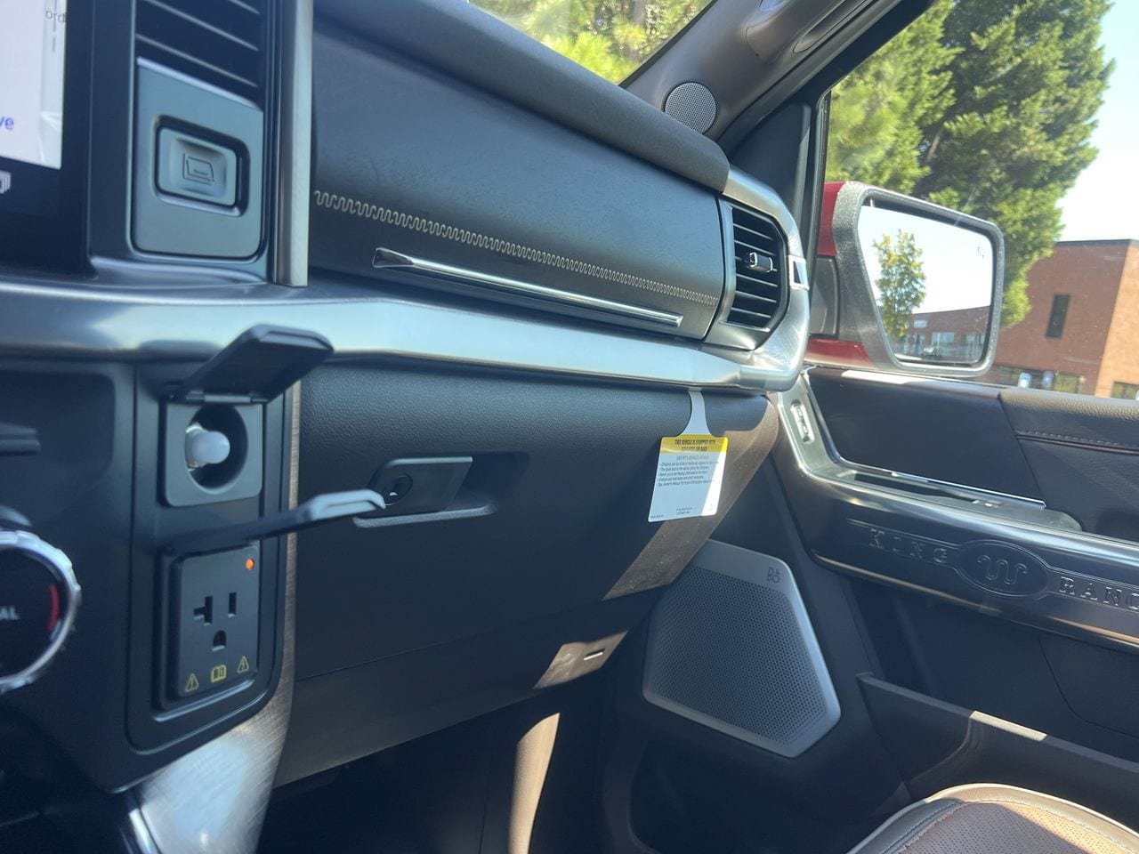 New 2026 Ford F150 King Ranch w/ Equipment Group 601A High AWD/4WD image 9