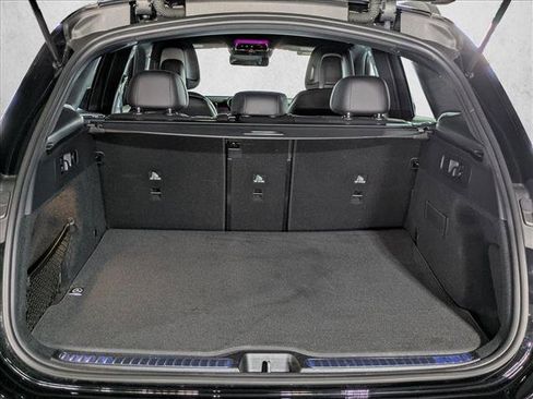 Certified 2025 Mercedes-Benz GLC 300 image 10