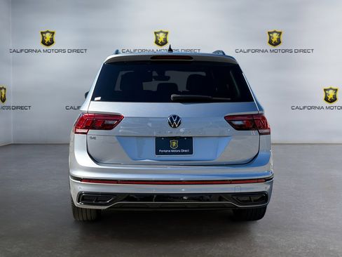Used 2023 Volkswagen Tiguan SE R-Line image 4