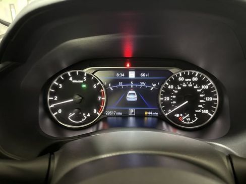 Used 2024 Nissan Altima 2.5 SL FWD image 12