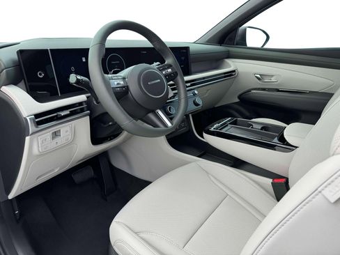 New 2025 Hyundai Tucson Limited image 14