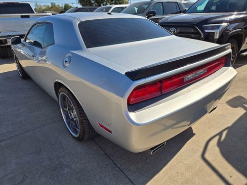 Used 2009 Dodge Challenger SRT8 w/ SRT Option Group II image 3