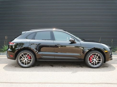 New 2025 Porsche Macan S image 24