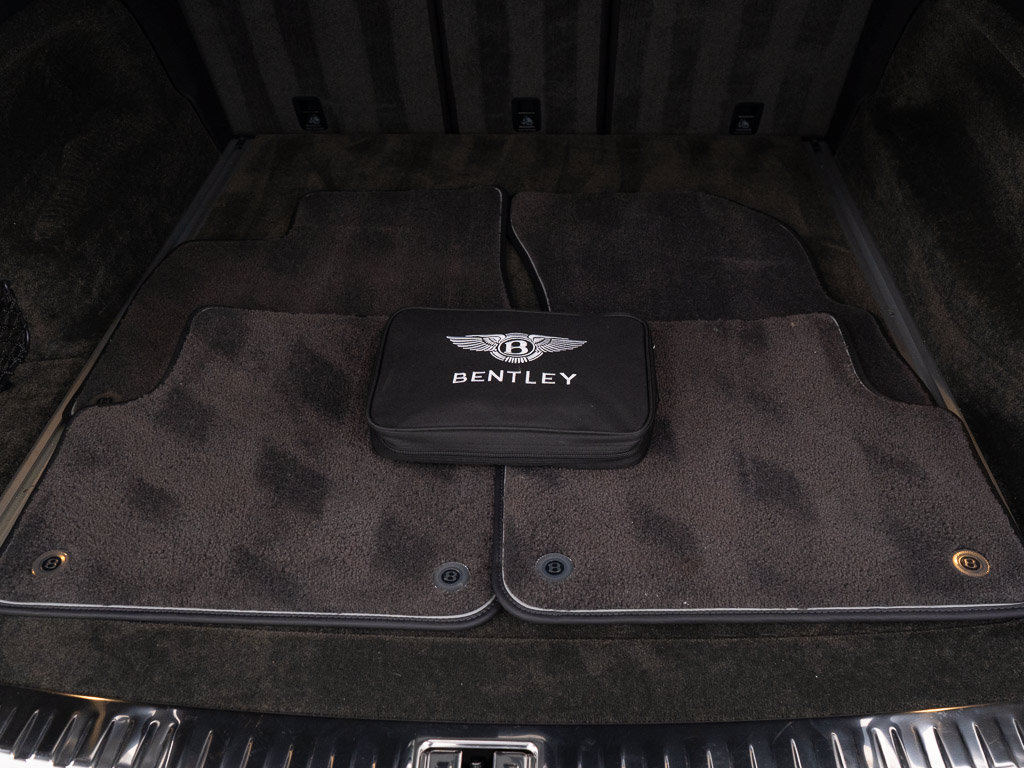 Certified 2022 Bentley Bentayga AWD/4WD image 45