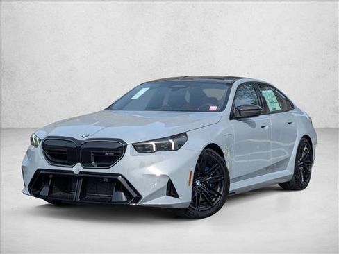 New 2026 BMW M5 image 1