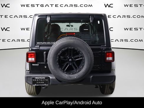 Used 2022 Jeep Wrangler Unlimited Sport AWD/4WD image 4