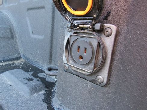 Used 2022 GMC Sierra 1500 SLT w/ SLT Premium Plus Package image 30